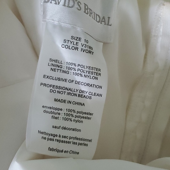 David's Bridal Halter Bodiced Wedding Gown Size 10 - Picture 5 of 10